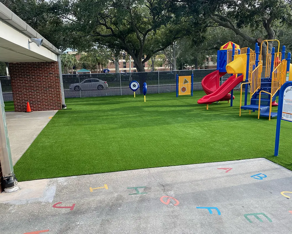 Play Hard recreation Turf Job North Shore Playground