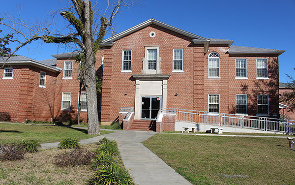 Liberty County courthouse in Bristol Florida