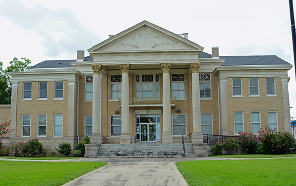 Ben Hill County Courthouse in Fitzgerald, Georgia, representing Ben Hill County civic character for Bliss Products and Services.