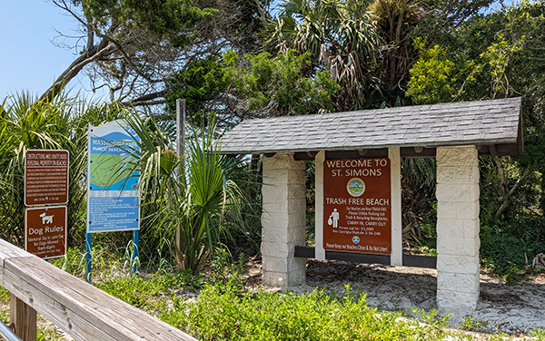 Entrance to Fort McAllister State Park in Richmond Hill, Georgia, representing outdoor recreation in Bryan County.