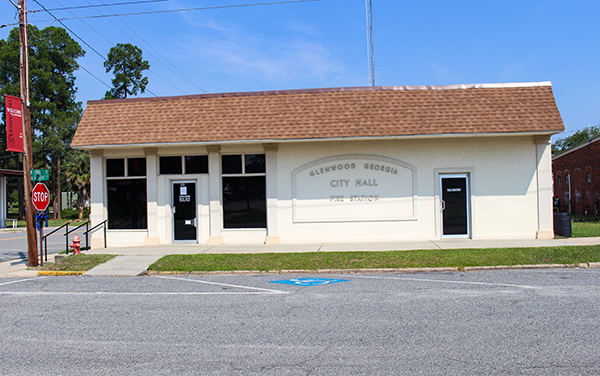 Glenwood City Hall, a small single-story civic
building in Glenwood, Wheeler County, Georgia