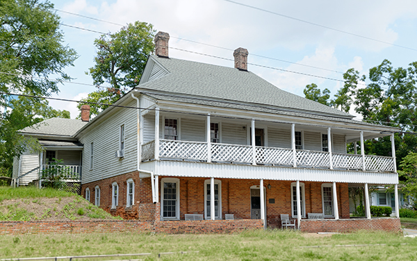 Historic Grice Inn with wraparound balcony in Wrightsville, Johnson County, Georgia
