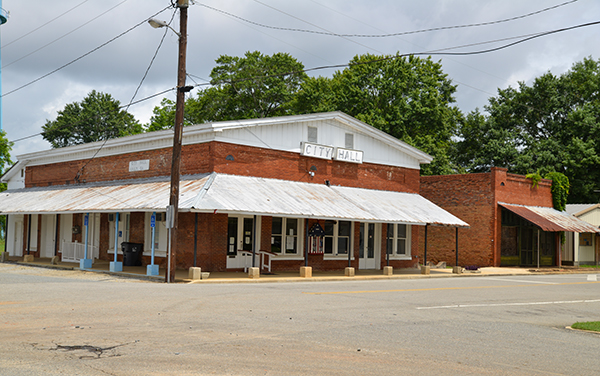 Lilly City Hall and historic commercial buildings in the Lilly Historic District, Dooly County, Georgia