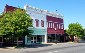 Historic commercial buildings and storefronts along Howell Street in downtown Hartwell, Georgia.