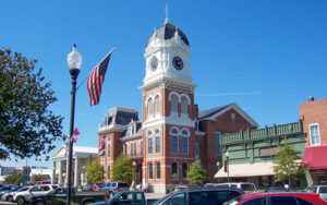 Newton County Courthouse in downtown Covington, Georgia